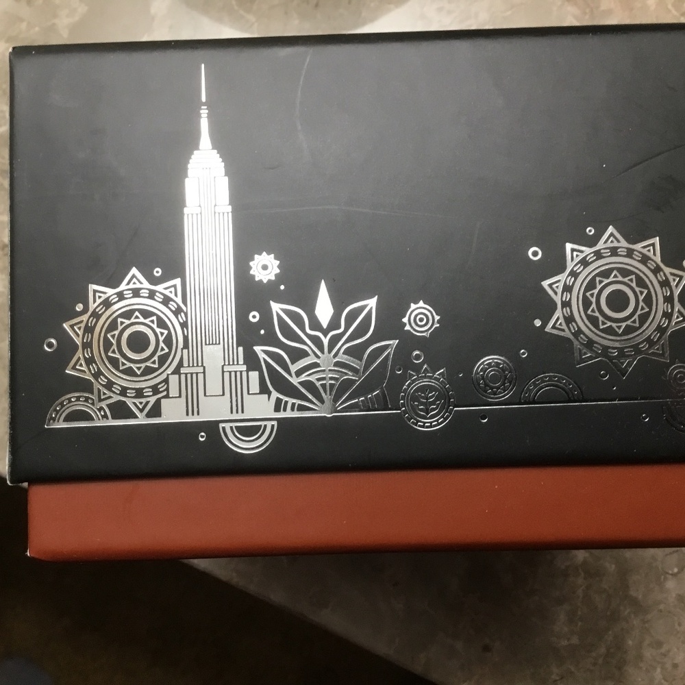 Starbucks Reserve Empire State Building 2022 (12 fl oz) - Picture 6 of 16